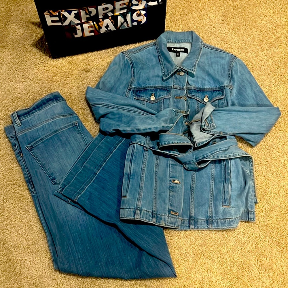 Express blue denim pants! 👖